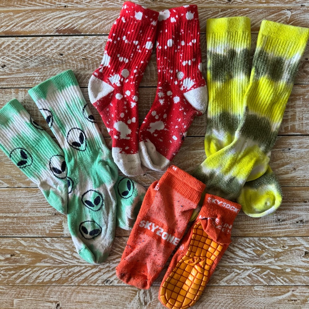 🧦4 Pair Boy’s Socks Bundle🧦